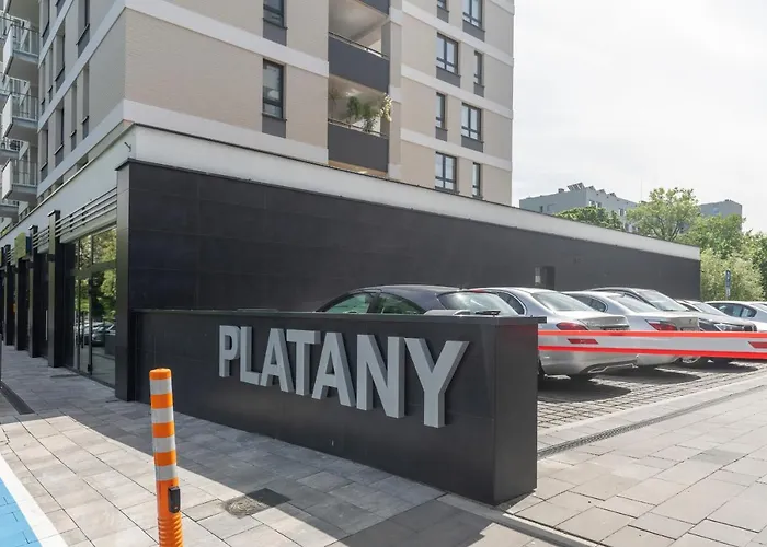 y Platany Z Parkingiem By Noclegi Renters